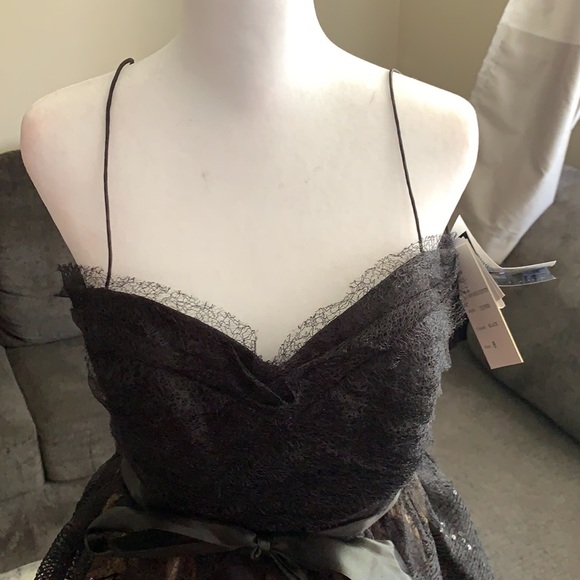 Black evening dresses. - Picture 12 of 12